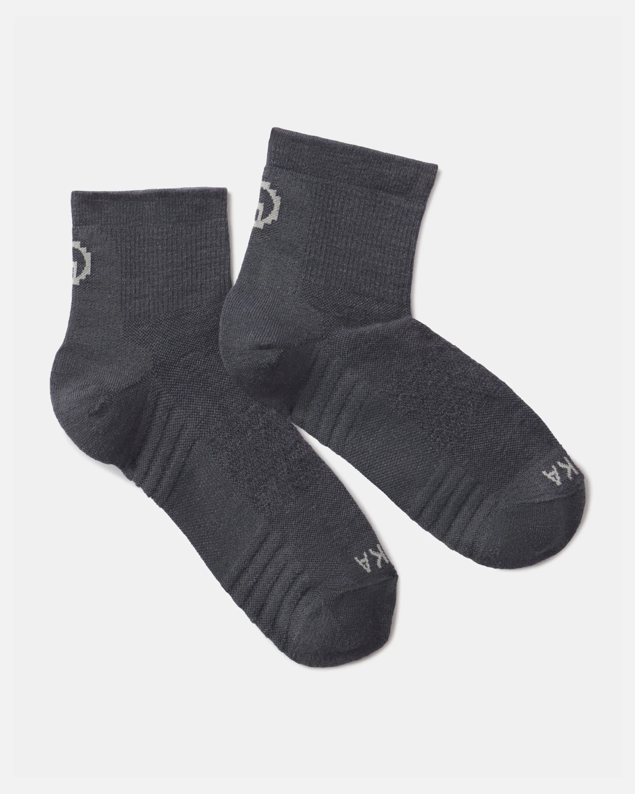Trail 1/4 Crew Socks - Image 17