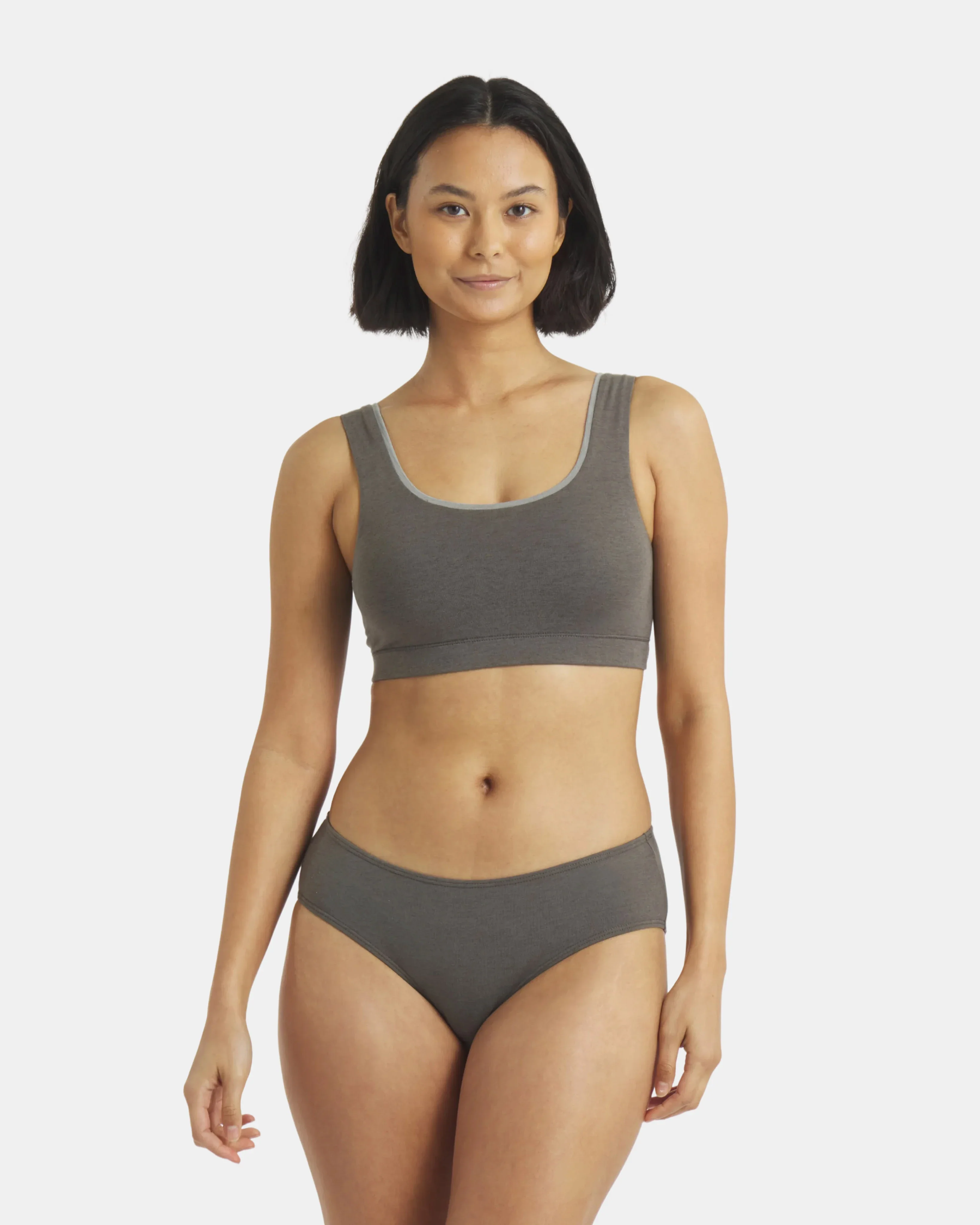 Women's Essential Scoop Bralette - Image 10